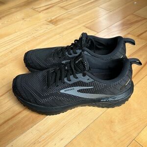 Brooks Running Revel 6